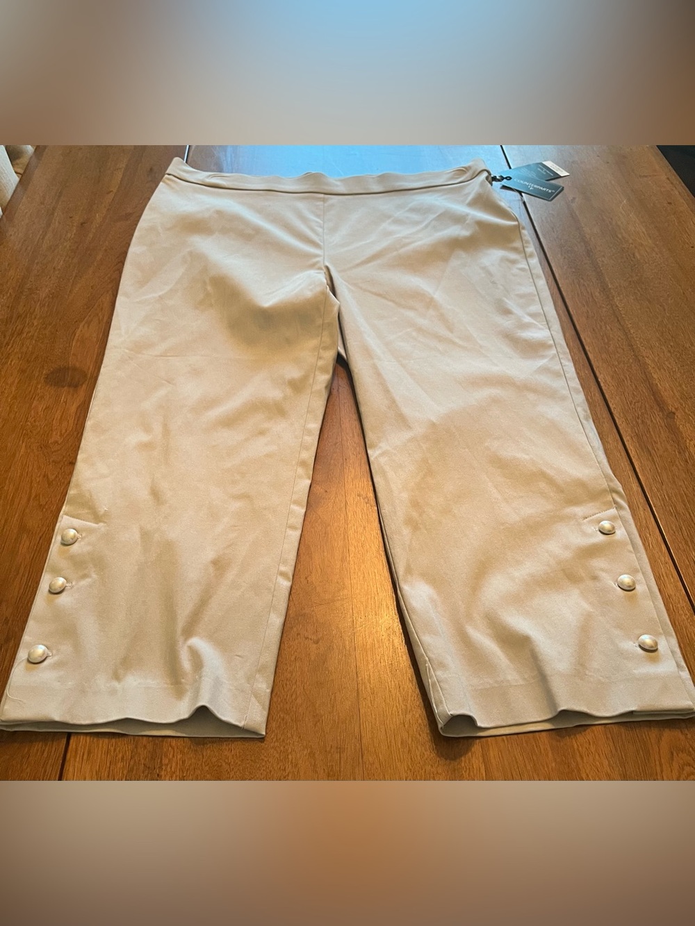 Counterparts Women’s Capri Pull-On Pants in Light Khaki